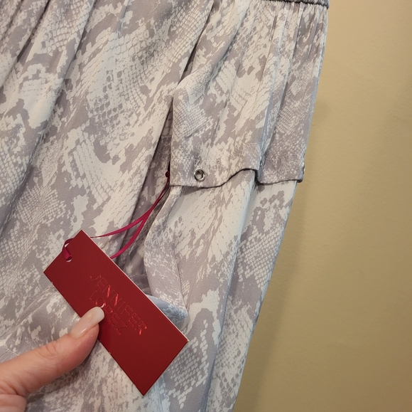 Ladies JLo off shoulder top. Medium Gray and white snakeprint - Picture 3 of 6